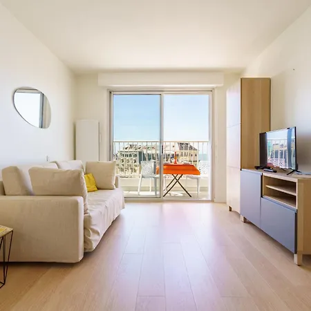 Apartment Bellevue Clemenceau-3 By Interhome