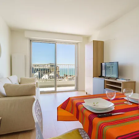 Apartment Bellevue Clemenceau-3 By Interhome *